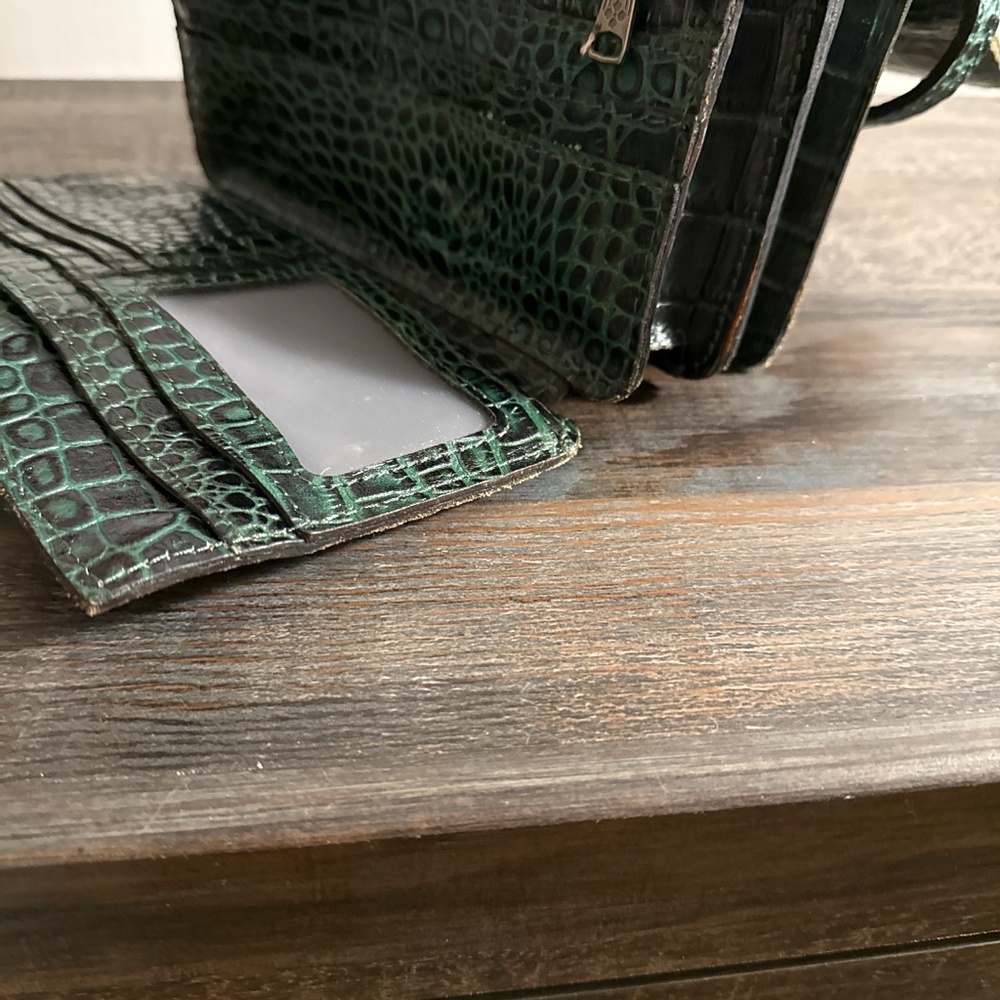 Patricia Nash Christmas pine green leather croc reptile crossbody & wallet  bag - Picture 13 of 16